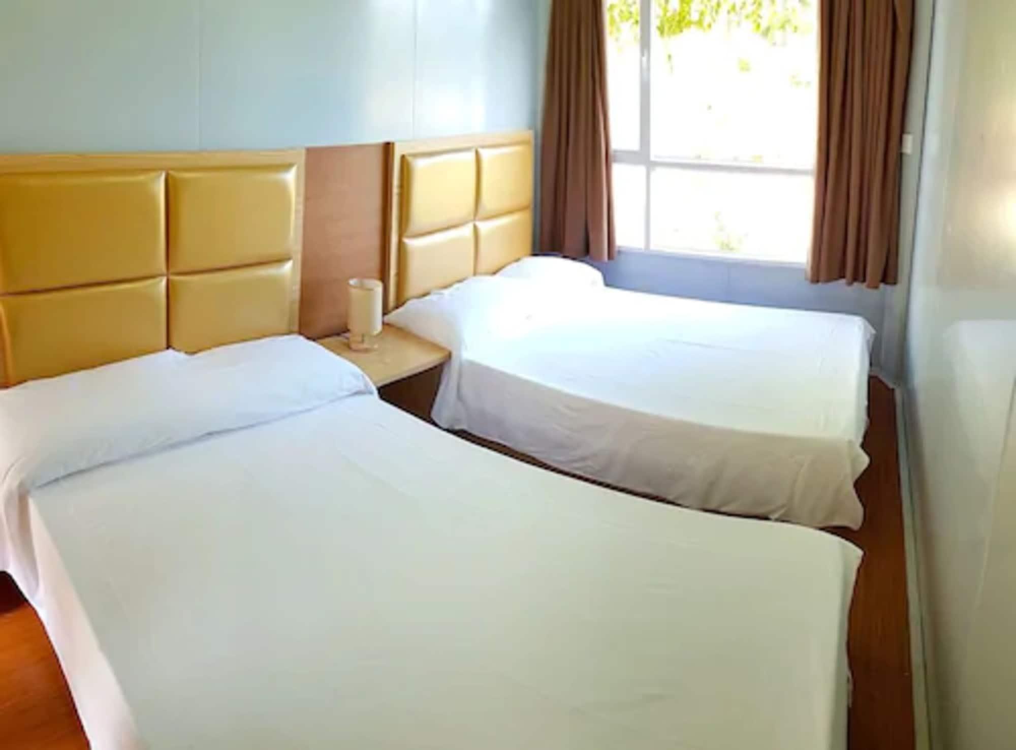 Saipan Vegas Resort Luaran gambar